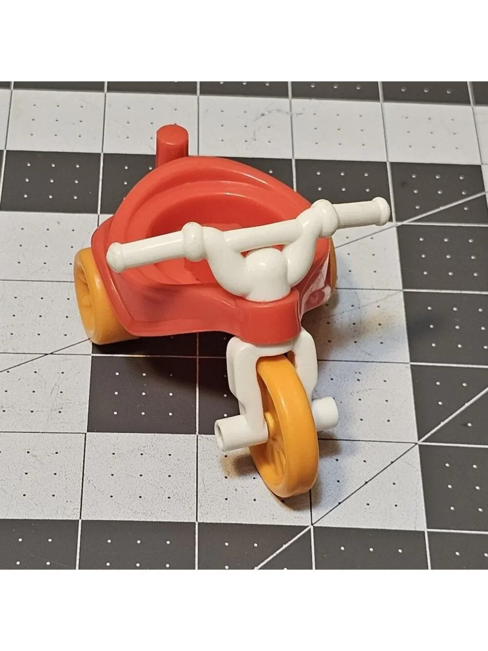 Fisher Price Little People RED TRICYCLE 3 WHEELER TOY for FPLP Figures